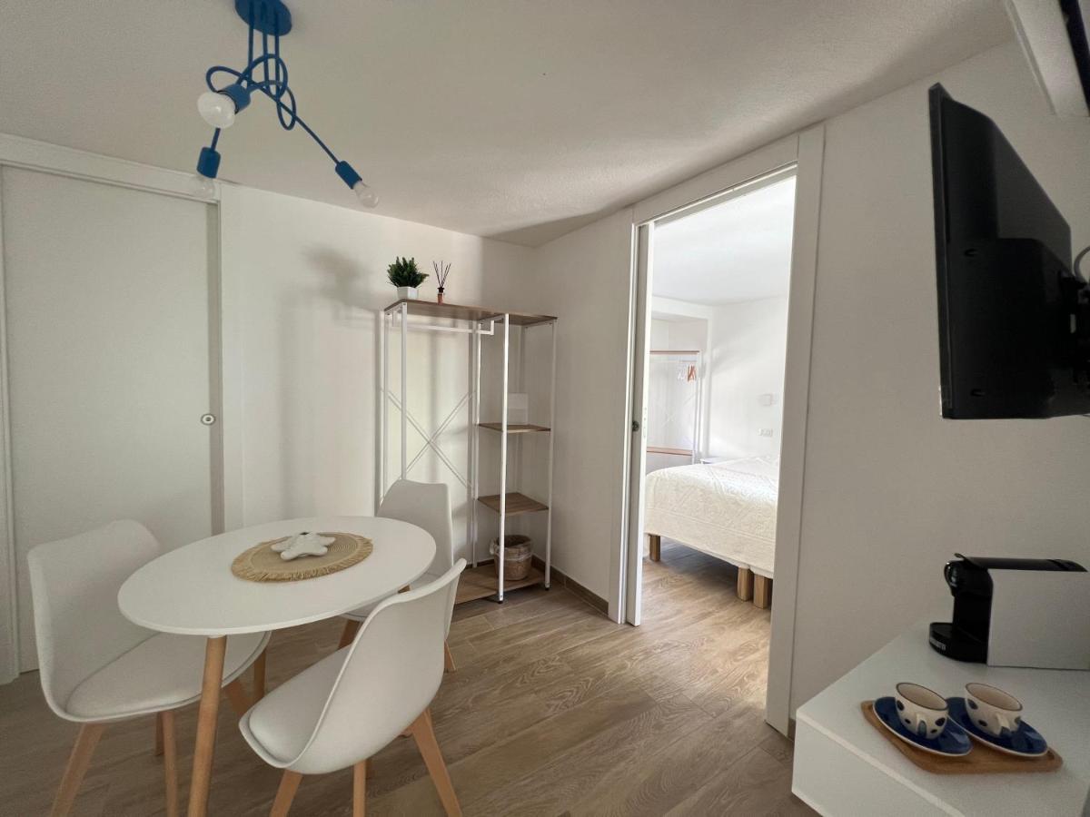 Via Giardini Rooms Виласимиус Екстериор снимка
