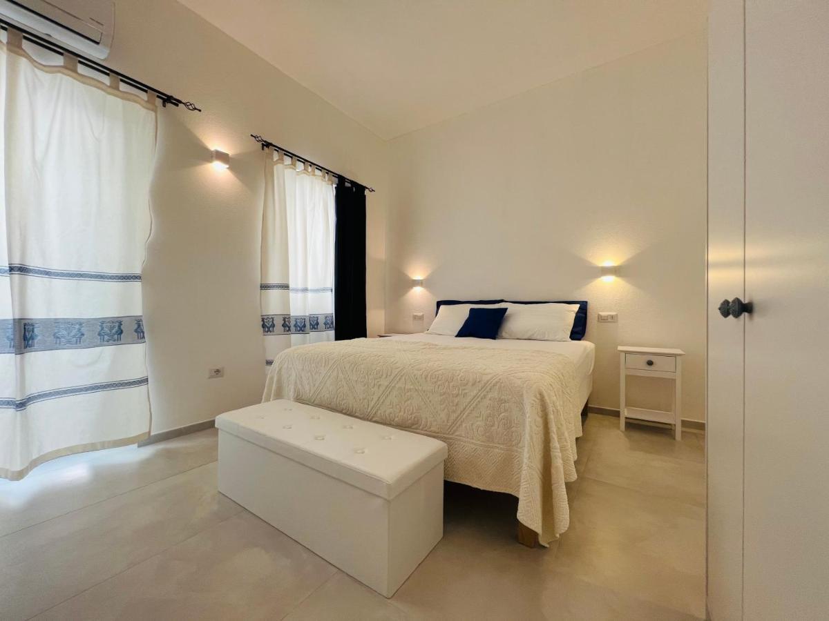 Via Giardini Rooms Виласимиус Екстериор снимка