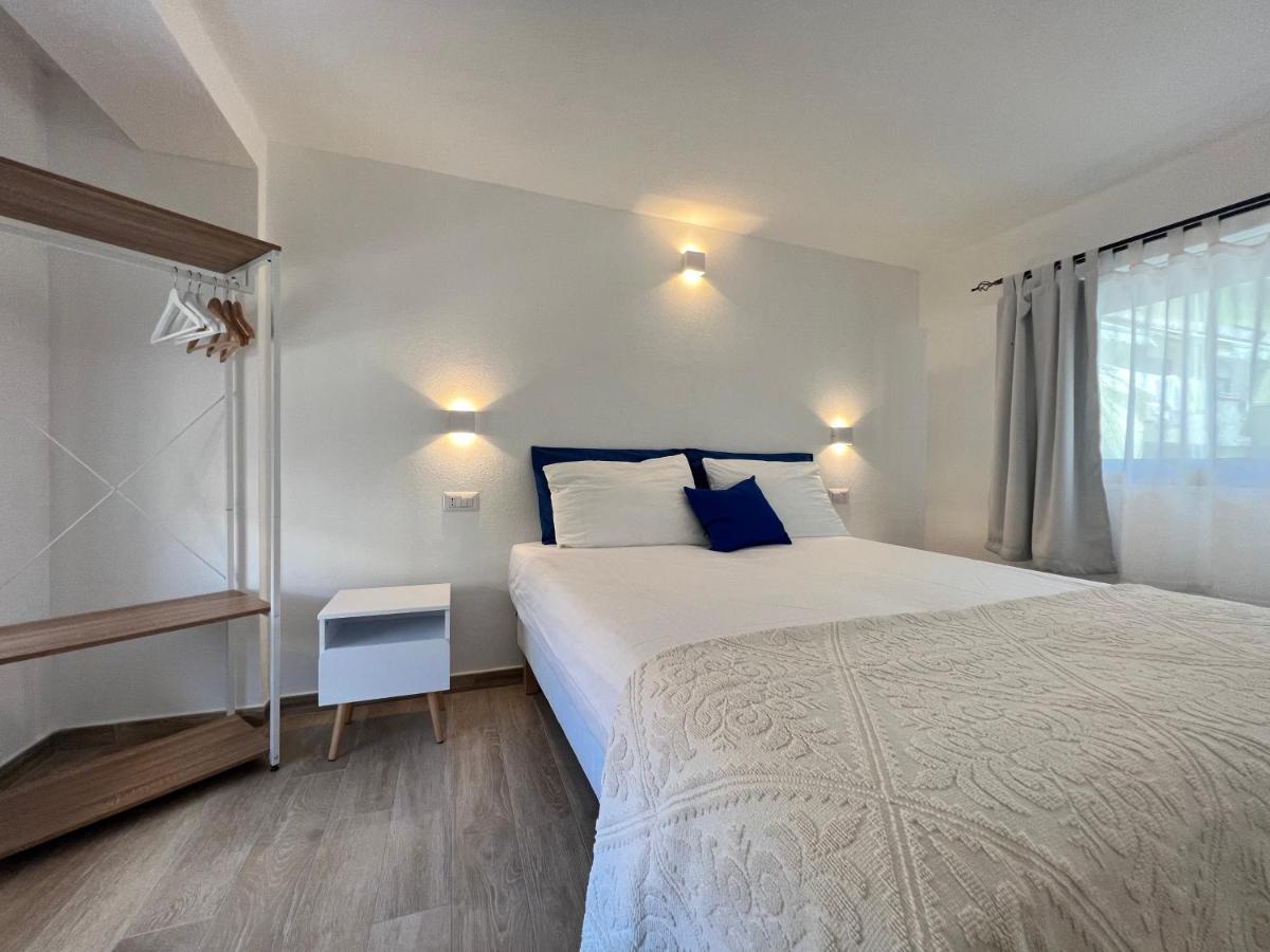 Via Giardini Rooms Виласимиус Екстериор снимка