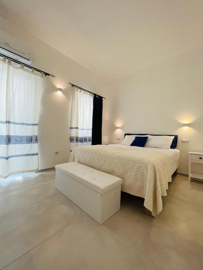 Via Giardini Rooms Виласимиус Екстериор снимка